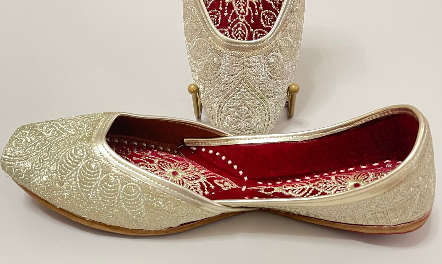 Champagne Gold Zari Jutti