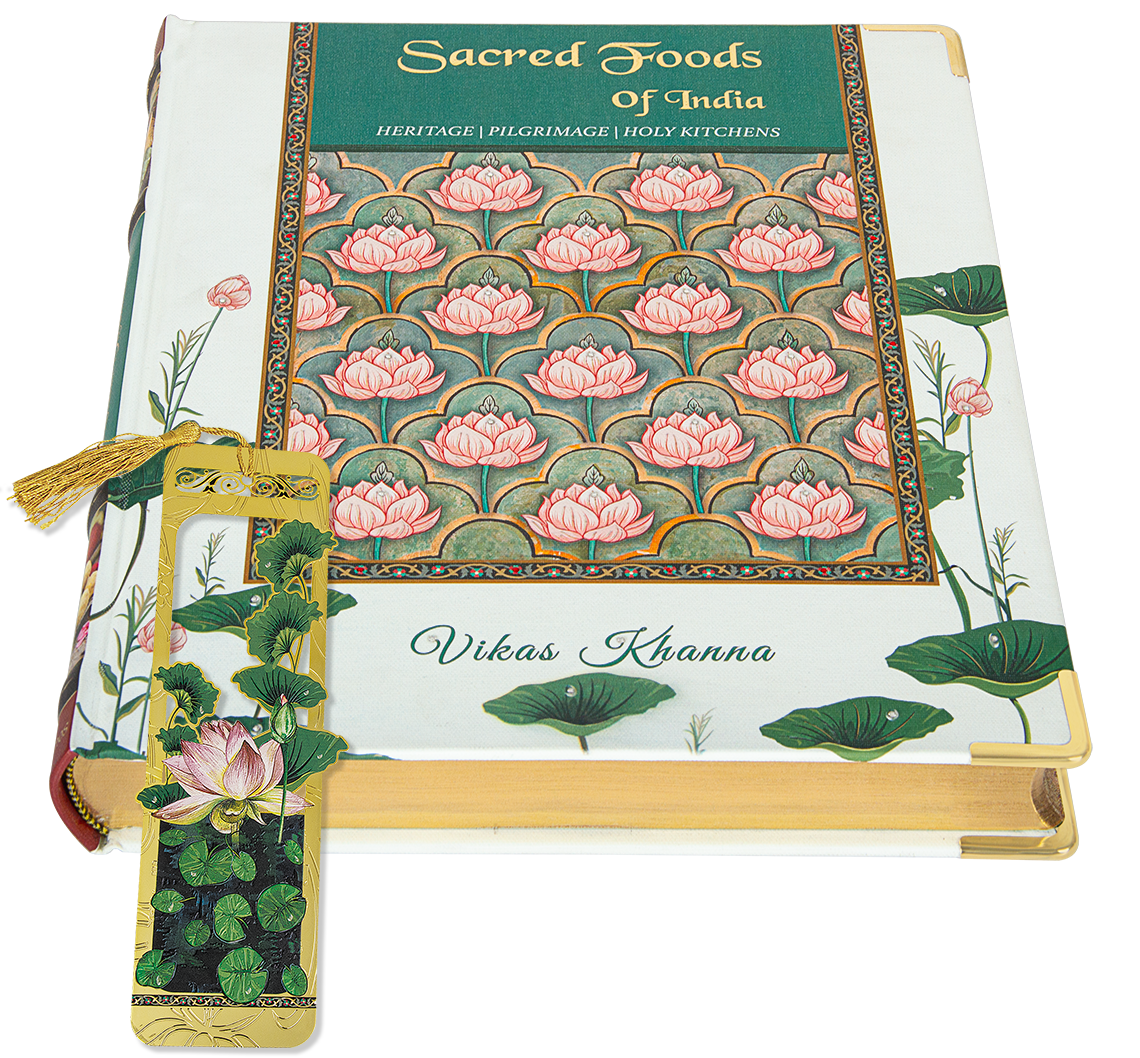 Sacred Foods Of India, Heritage | Pilgrimage | Holy Kitchens
by Vikas Khanna