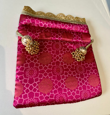 Pointed Edge Potli